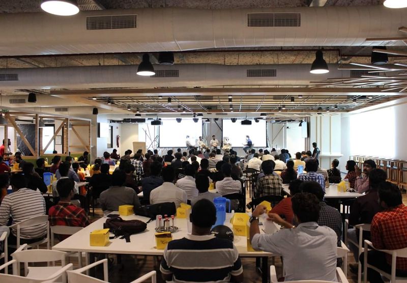 File:Session Photos.jpg