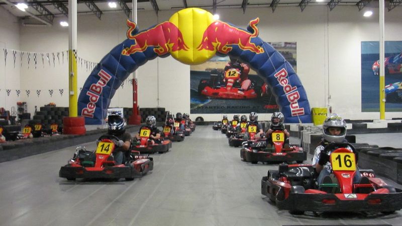 File:Redbull-race3.jpg