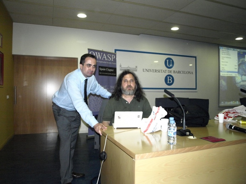 File:Spain 20100618 3 G.JPG